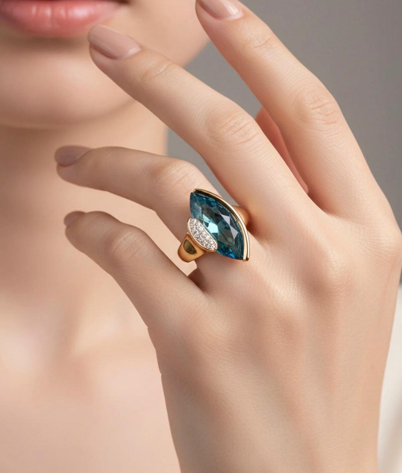 LONDON BLUE ALTIN YÜZÜK